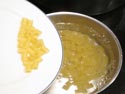 Μακαρόνια με κιμά και τυρί γραβιέρα 16